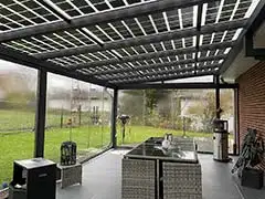 Wintergärten mit Solarmodulen: Nachhaltige Energie und ganzjähriger Komfort